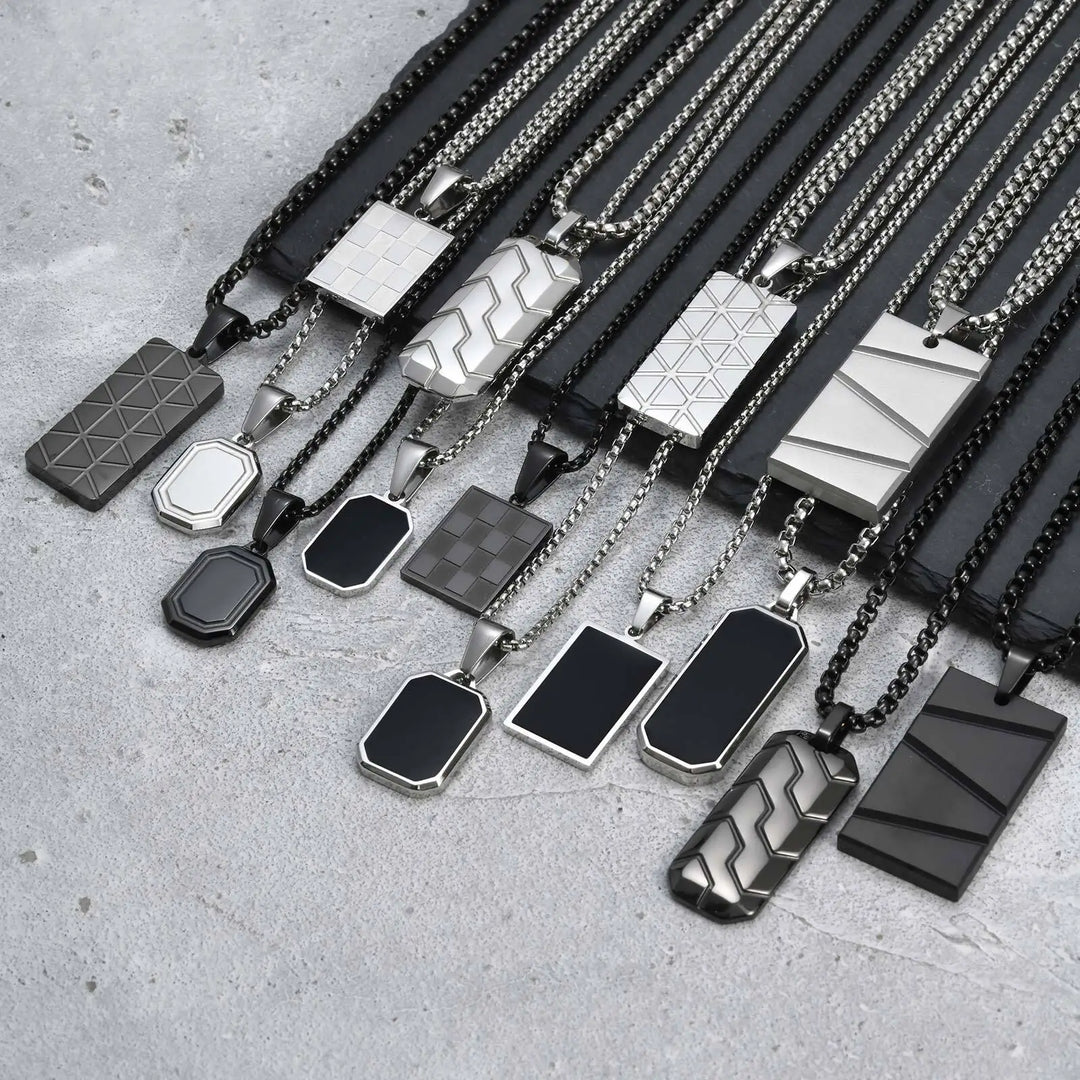 colliers-pendentif-rectangle-acier-inoxydable-noir-argent-collection