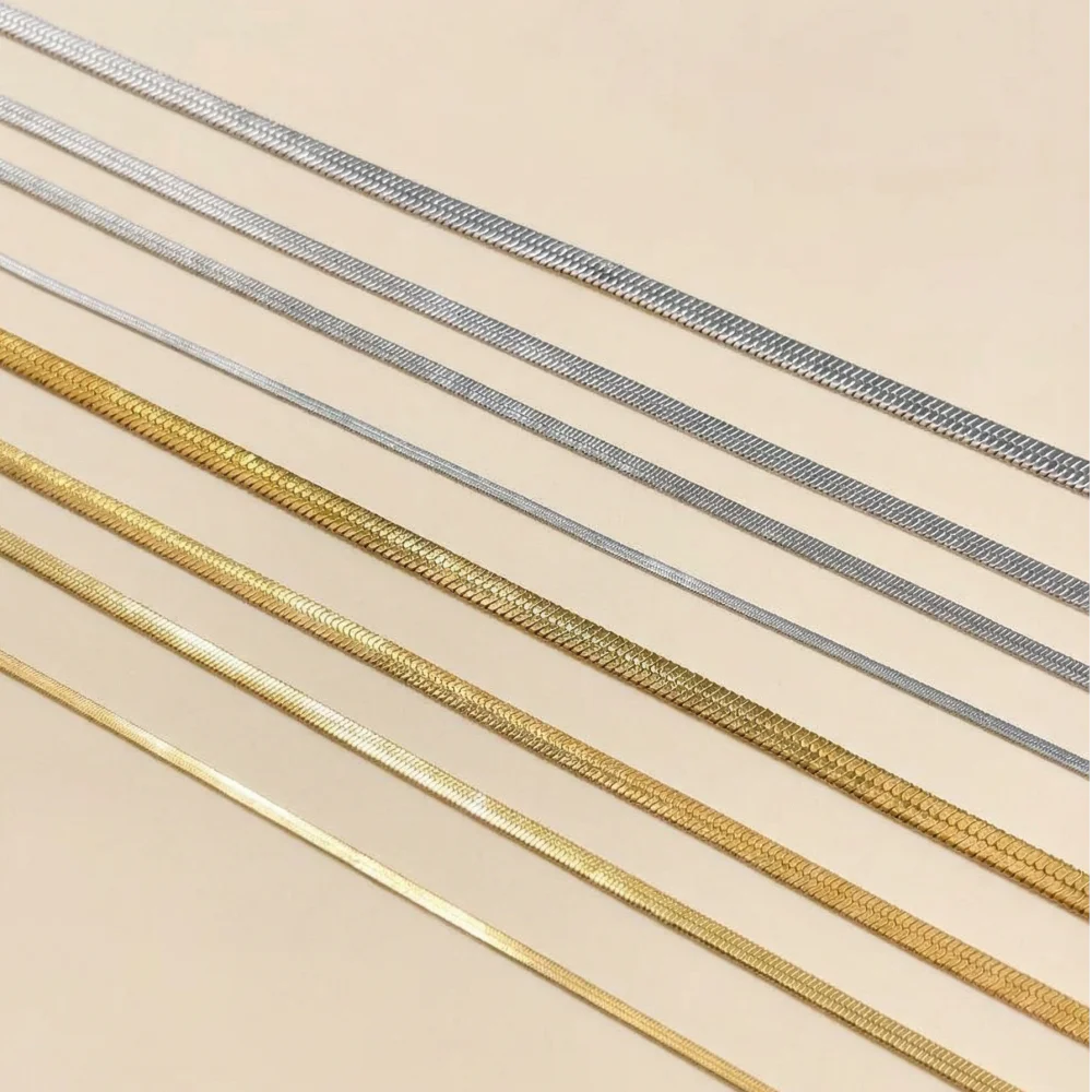 colliers-chaine-acier-inoxydable-argent-dore-packshot-lignes